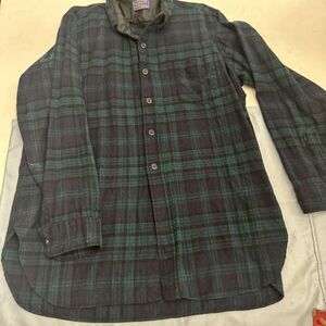 Vintage Pendleton 1960 Blackwatch Green Virgin Wool Flannel Shirt USA Sz 17 1/2